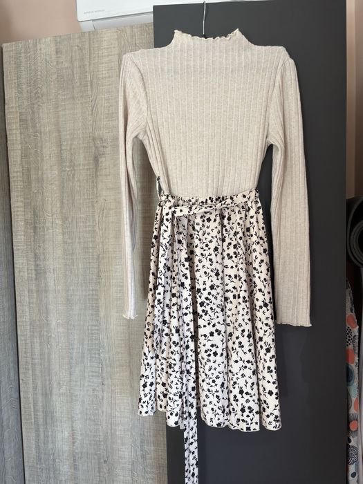 Зимна рокля с коланче