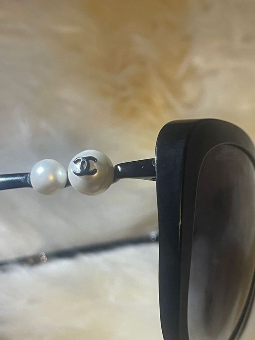 Ochelari Chanel cu perle