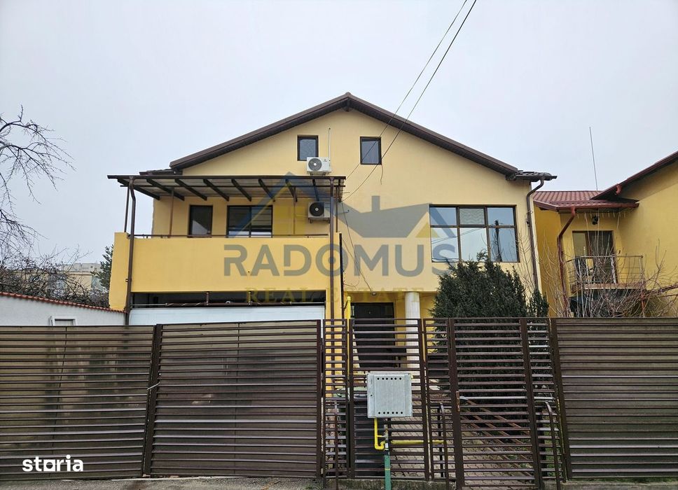 Vilă spațioasă, central, ideală pentru activități comerciale/birouri