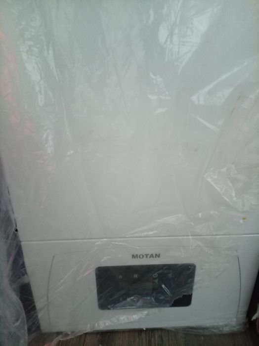 Vând centrala Motan