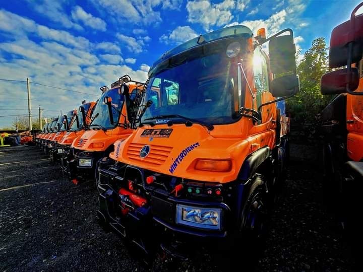 Unimog u500 u400 u300