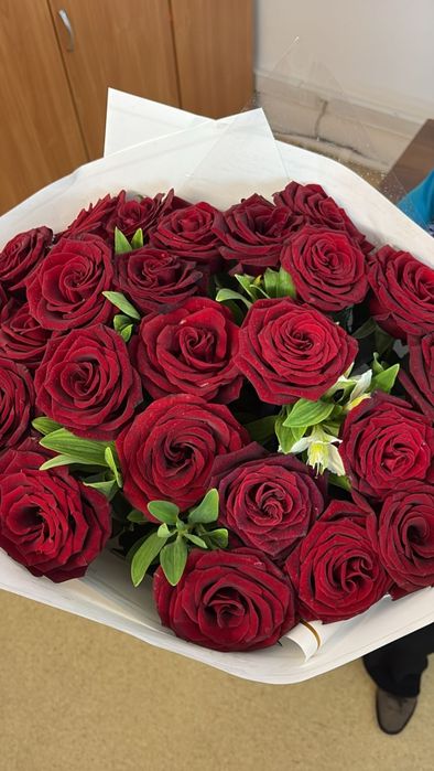 Продаётся свежие розы цветы