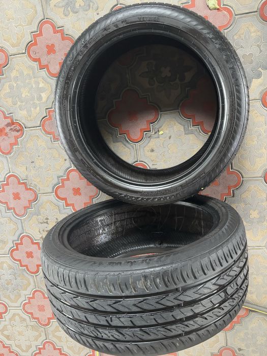 Передние шины 245 40  мерседес