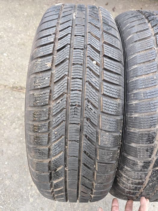 2x Anvelope Continental de IARNĂ pe 235/60R18 M+S