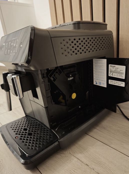 Espressor automat Philips seria 2200