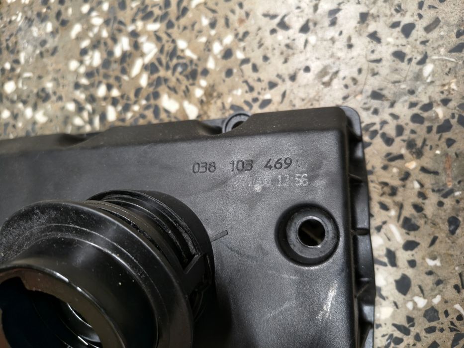 Капак клапани двигател 1.9TDI 105кс