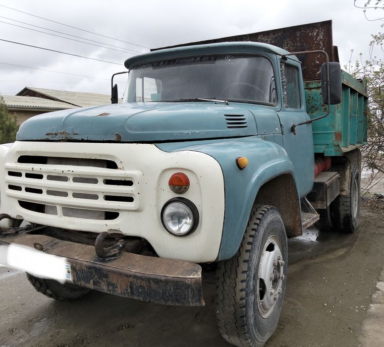 Zil samosval  sotiladi