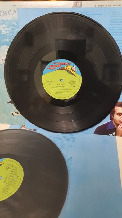 Elton  John   2 pl  +++ Blue Moves  Japan  !