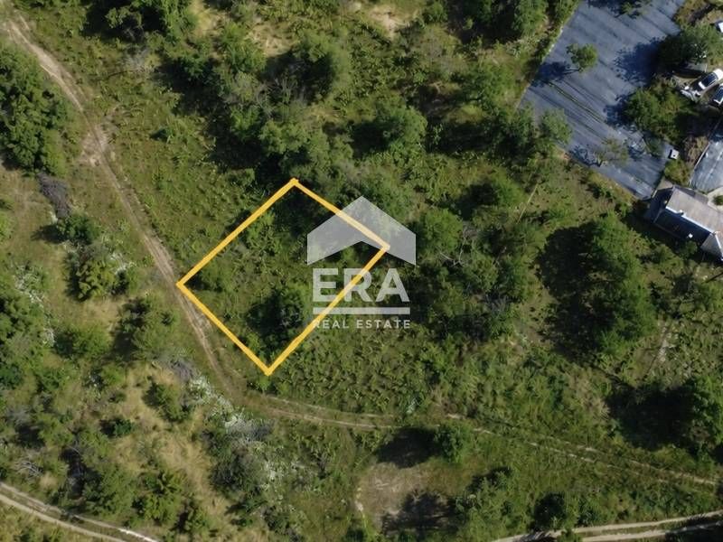 ЕКСКЛУЗИВНО! Парцел за продажба в местност Ментеше , общ Аксаково.