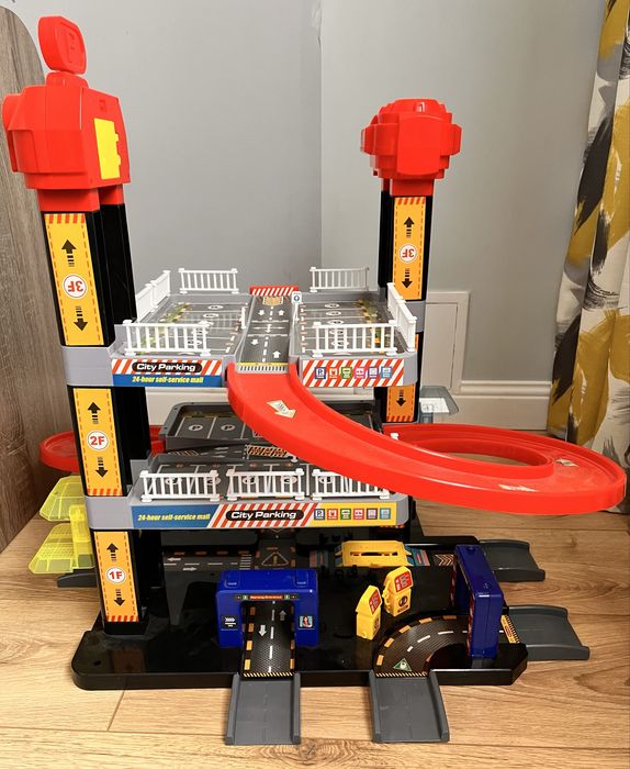 Продается многоуровневый паркинг для хот вилс