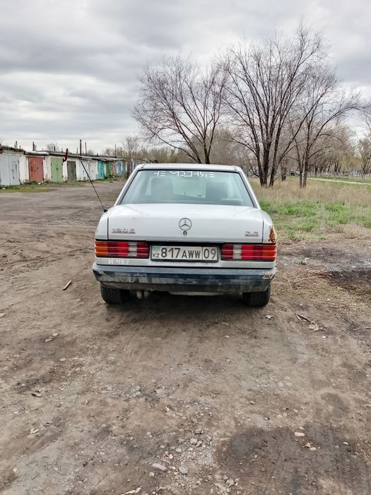 Продаю Мерседес 190е