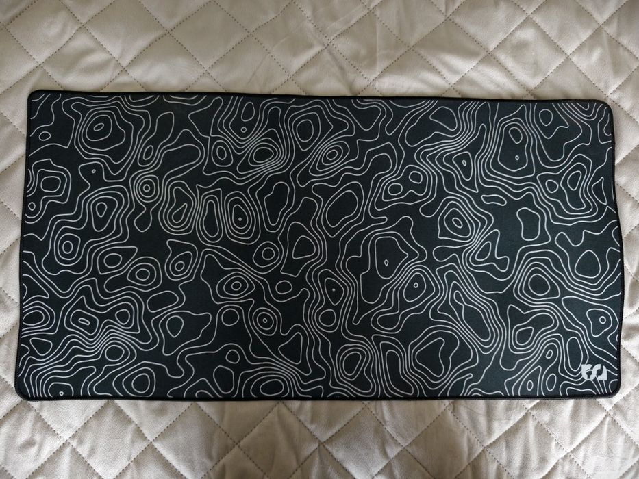 Royal kludge r75 pro клавиатура+ коврик