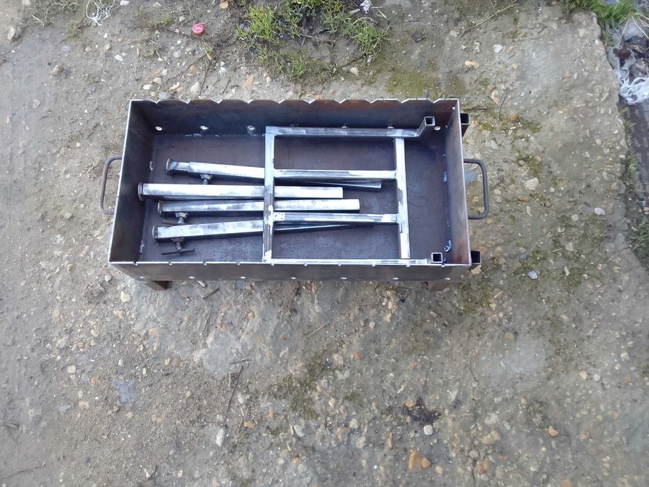 мангал со съемными ножками