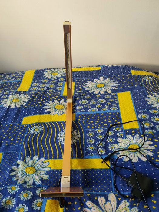 Lampă LED extensibilă