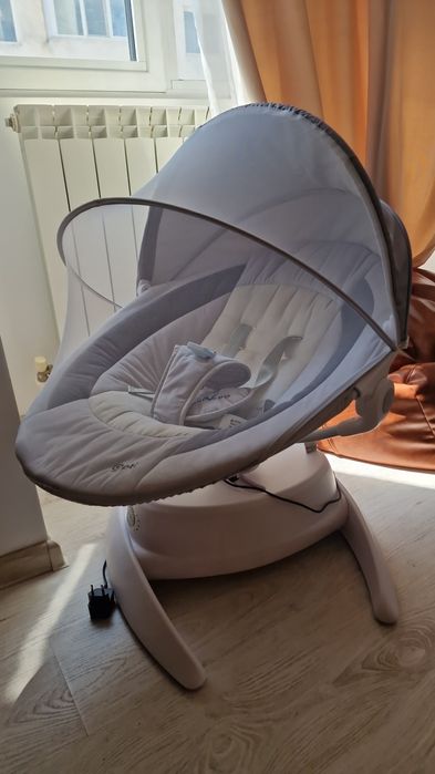 Leagan electric rotativ 360 cu inclinare reglabila, senzor de miscare si telecomanda Caretero Opti gri