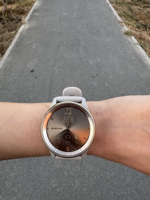 Смарт часы Garmin