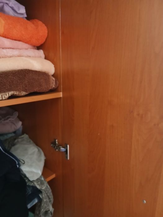 Продам шкаф недорого