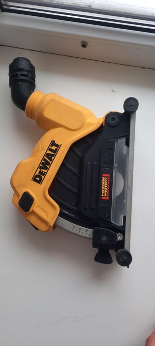 Штроборез DeWALT DWE46107