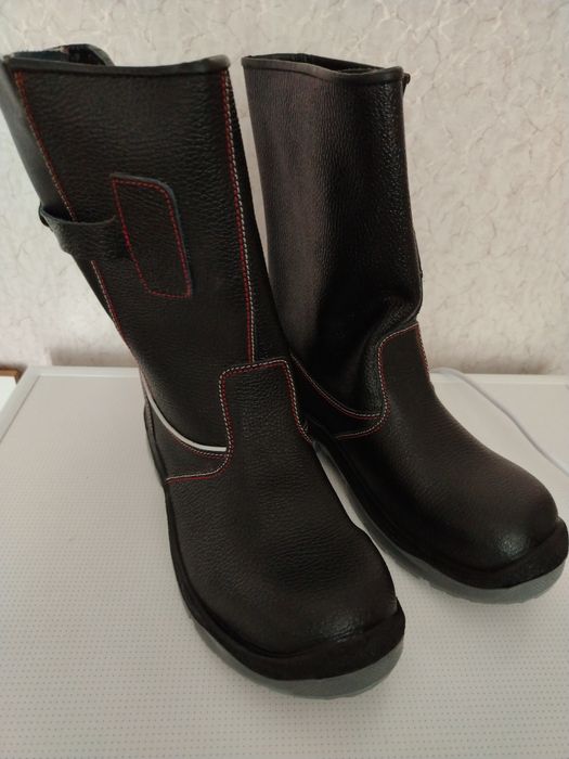 Спецобувь. Спецодежда.