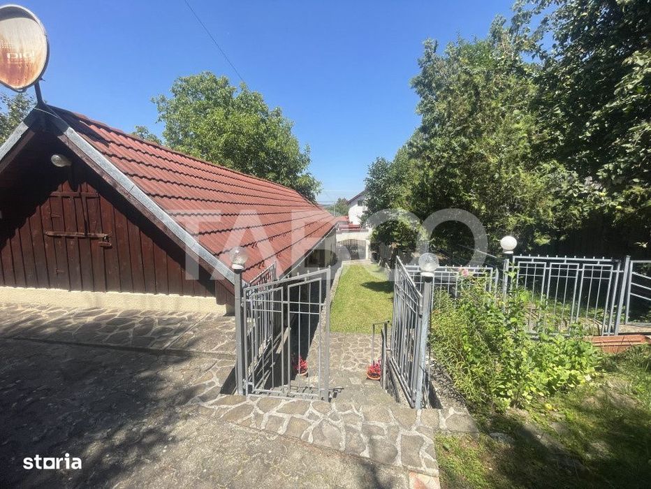 Casa individuala zona de munte 6 camere si teren 1030 mp Vale Sibiu