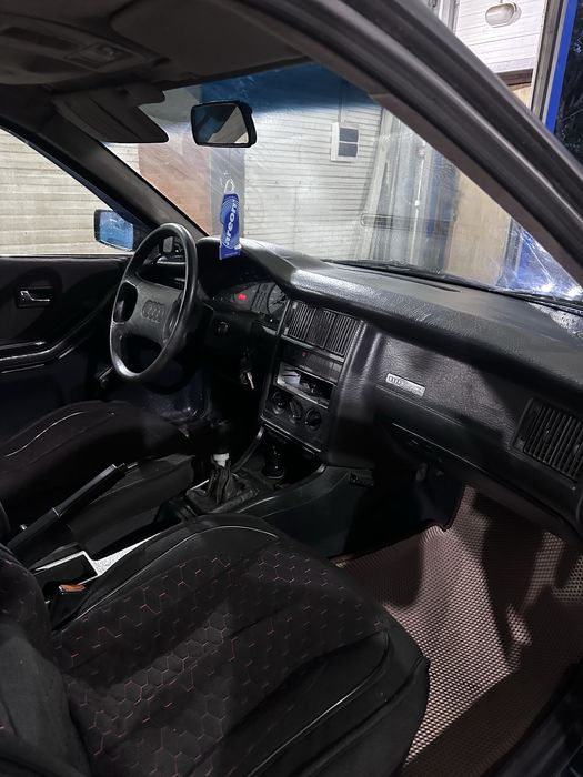 продам Audi 80B4