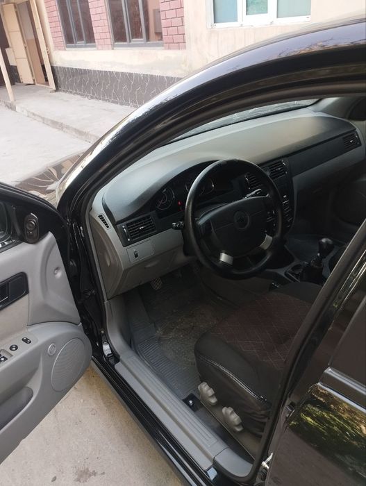 Chevrolet lacetti
