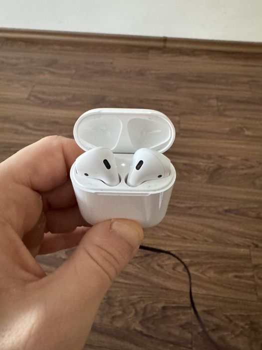Casti Apple Airpods Gen 2 cu carcasa de incarcare Lightning MV7N2ZM/A