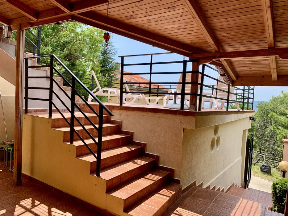 Продава се Къща в к.к. Албена - 150 кв.м за 1447 €/кв.м - Снимка #1