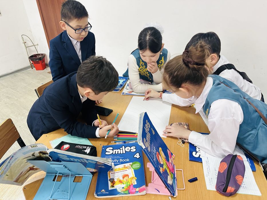 Преподователь английского языка