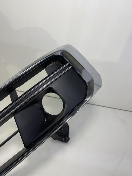 Решетка предна броня Audi A8 D5 S8 D5 лява  ACC radar 4N0807679B