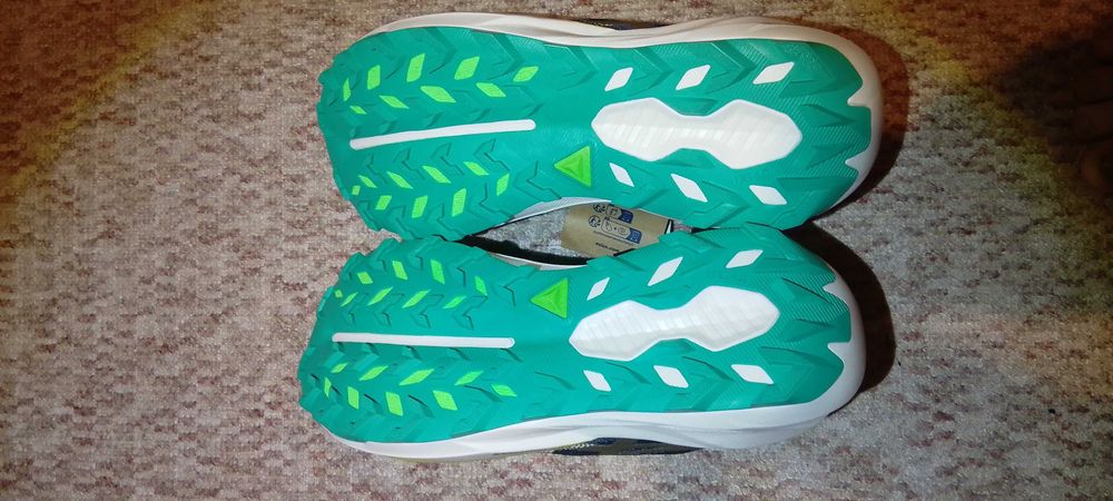 Маратонки Asics Trabuco 14