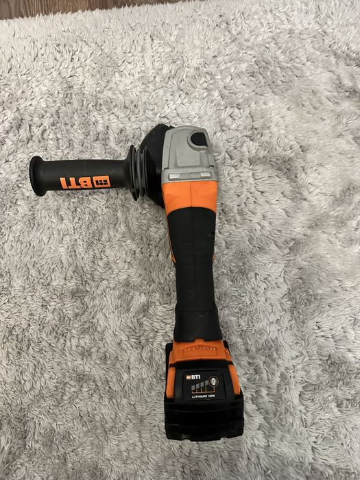 BTI A18 Wks BL Ъглошлайф