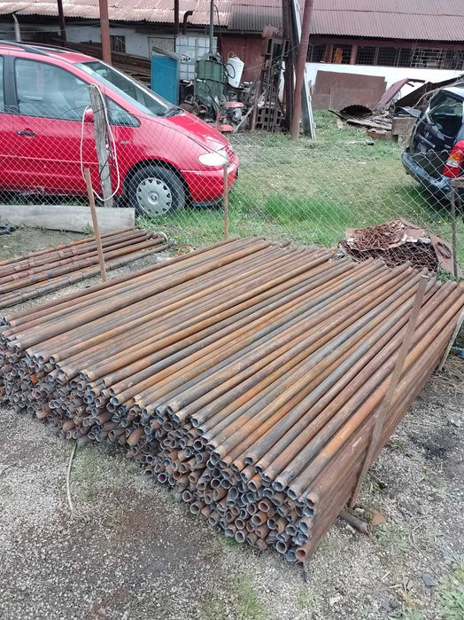 Vând țeavă metalică lungime 220 diametru 40 grosime 4 mm