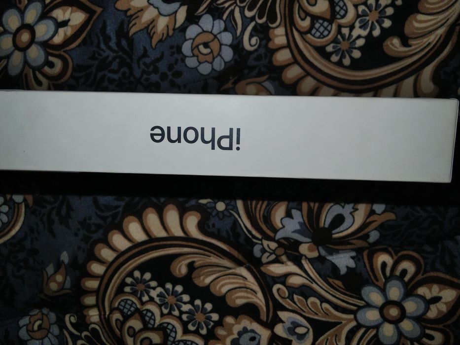 IPhone 13 yengi ochilmagan