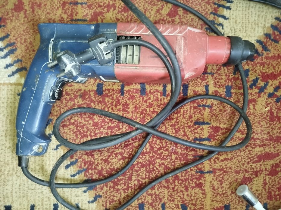 Продается перфоратор