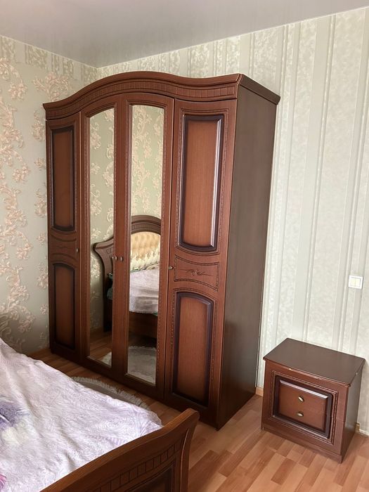 Спальный гарнитур