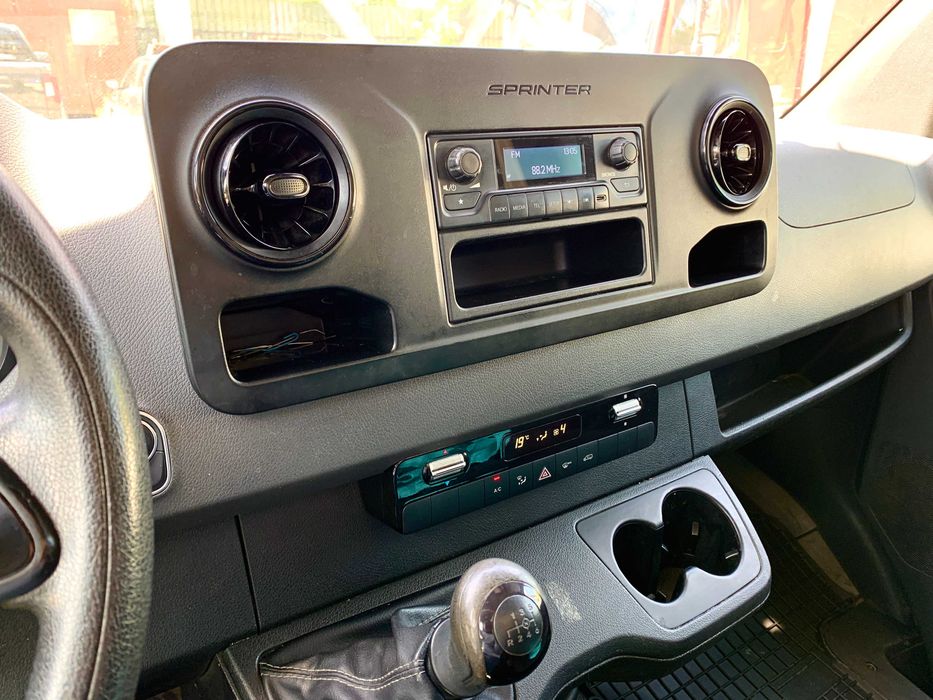 Vând Mercedes Sprinter - prelată
