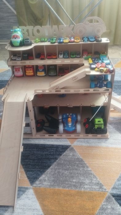 Детский гараж авто парк