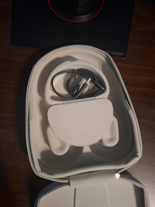 Casti Over the Ear Sony WH-1000XM5S, Wireless, Bluetooth, Noise cancelling, Autonomie 30h, Microfon