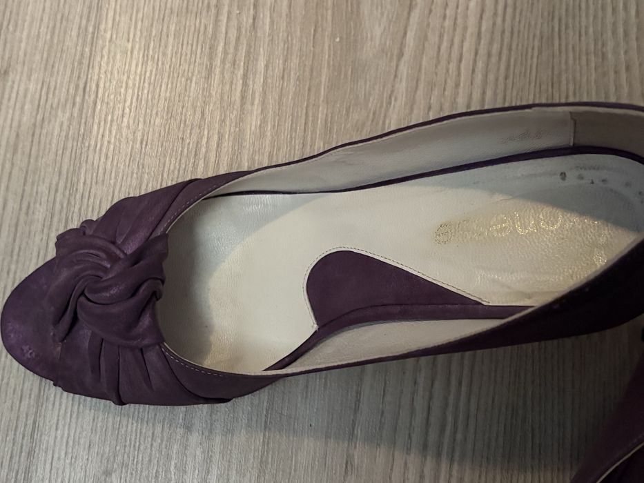 Pantofi eleganti cu toc