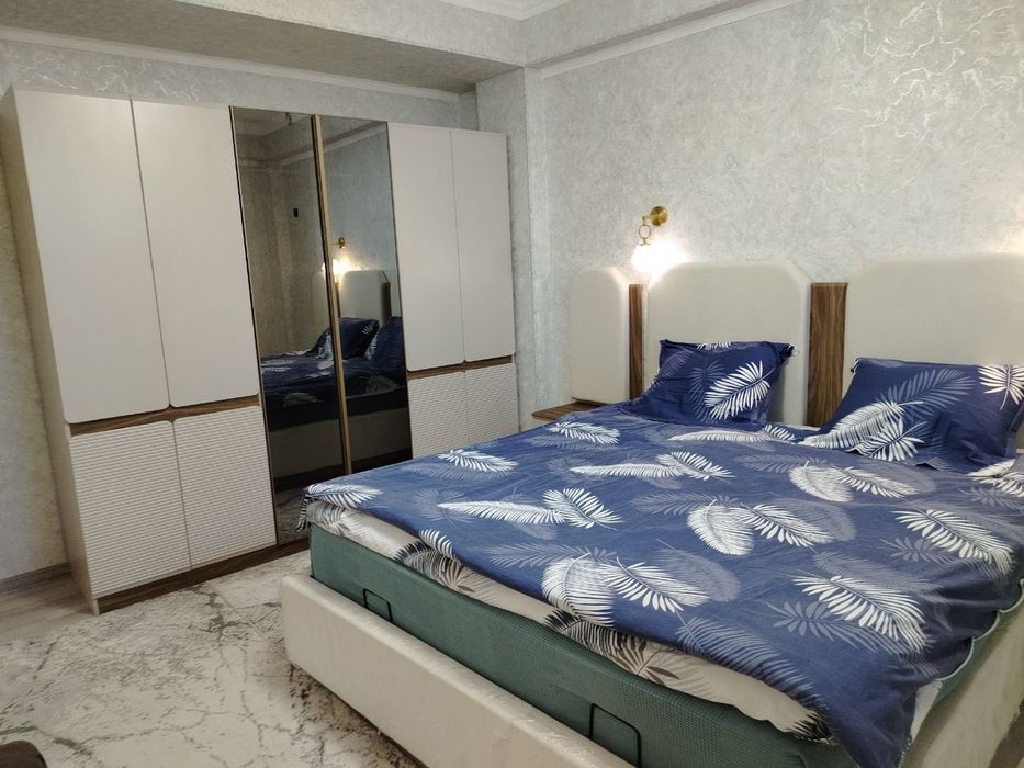 Юнусабад. Санаторий Чинабад. 3 уровня дом. 235м².