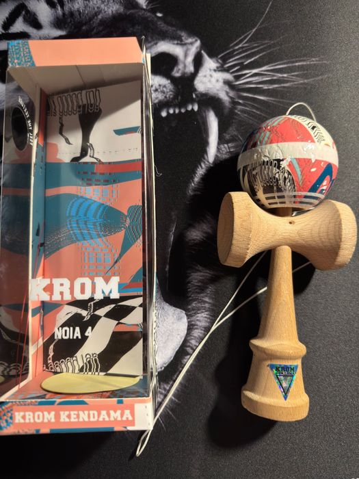Vând Kendama Noia 4