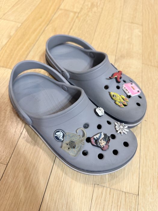 Детские серые crocs