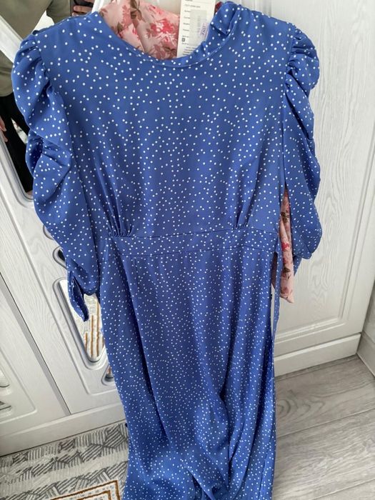 Новый платье