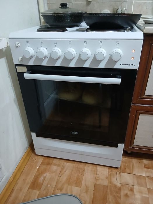 Продам электроплиту