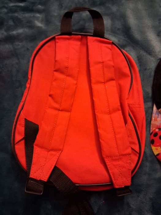 Ghiozdan și Șăpci Miraculos