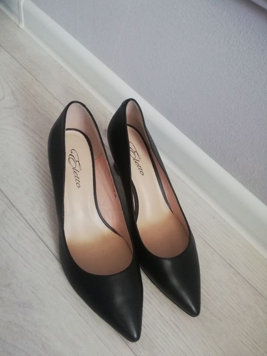 Продам турецкое туфли