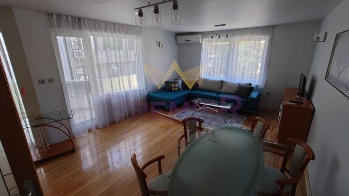 Дава се под наем Тристаен апартамент в Варна, Чаталджа - 130 кв.м за 1000 € - Снимка #4