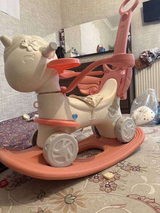 Продается лошадь качалка