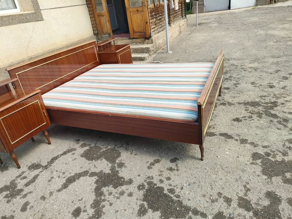 Продаётся кровать